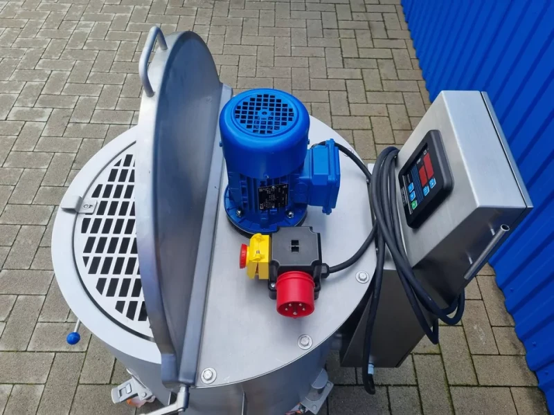 123l Elektrisch beheizter Edelstahl-Rührwerksbehälter mit digitaler Heizungssteuerung und Propellerrührwerk